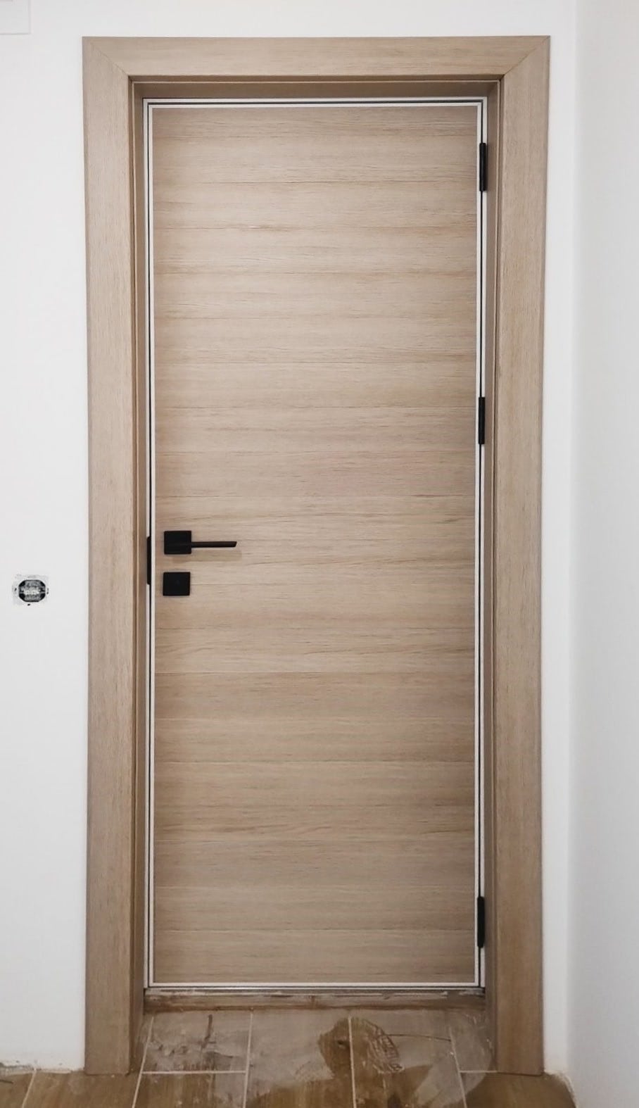 Kombine banyo kapısı Акча меше