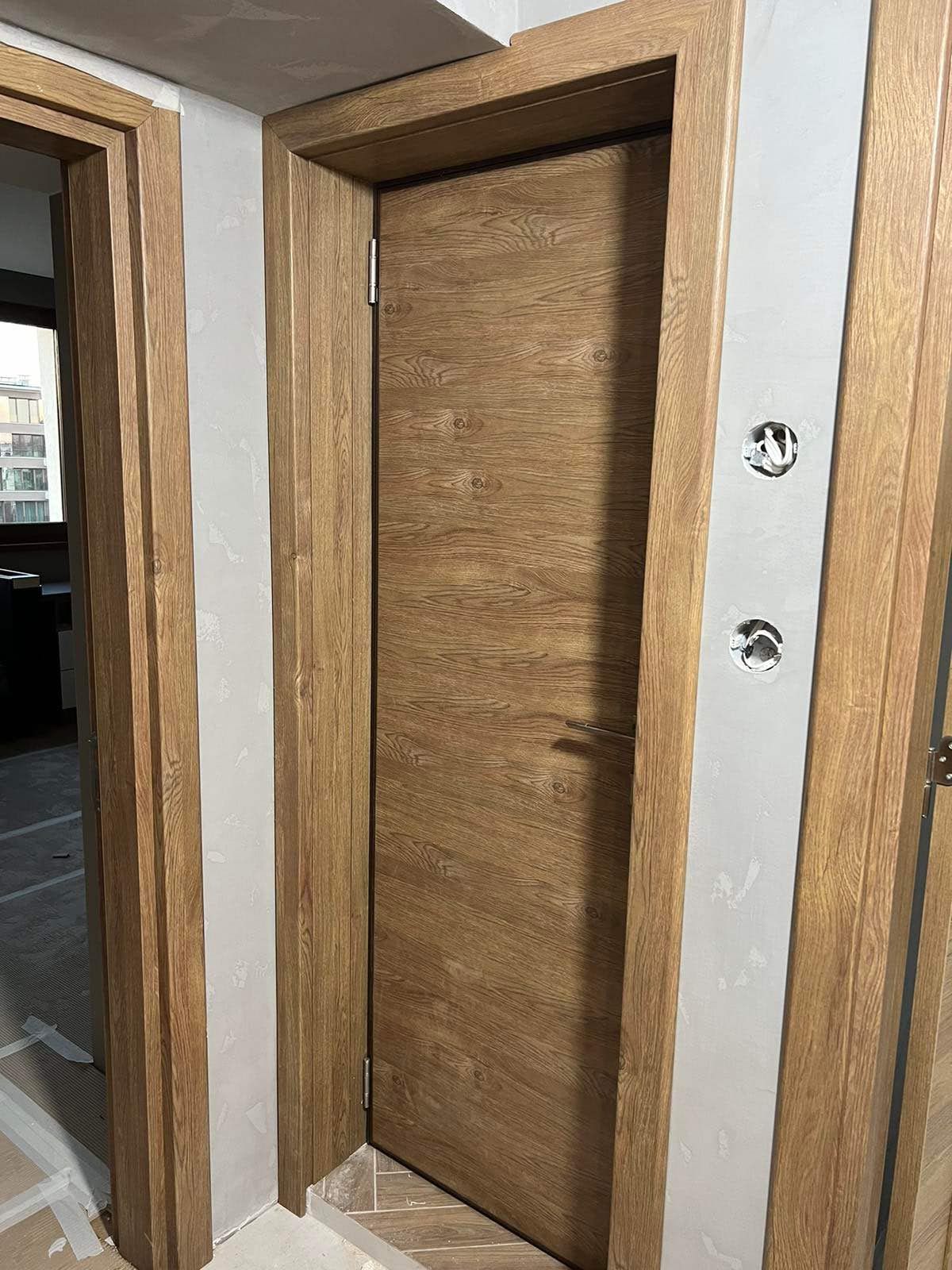 Kombine banyo kapısı Хинт меше